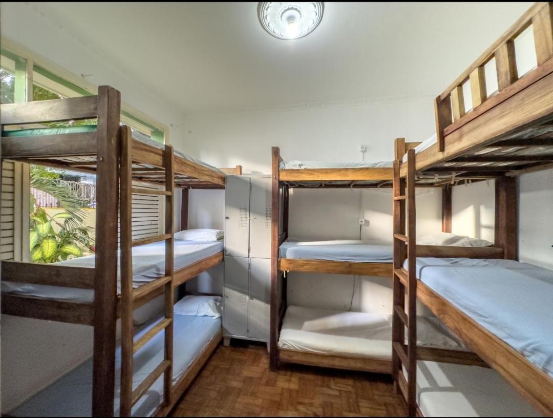 Lord Hostel Salvador Bagian luar foto